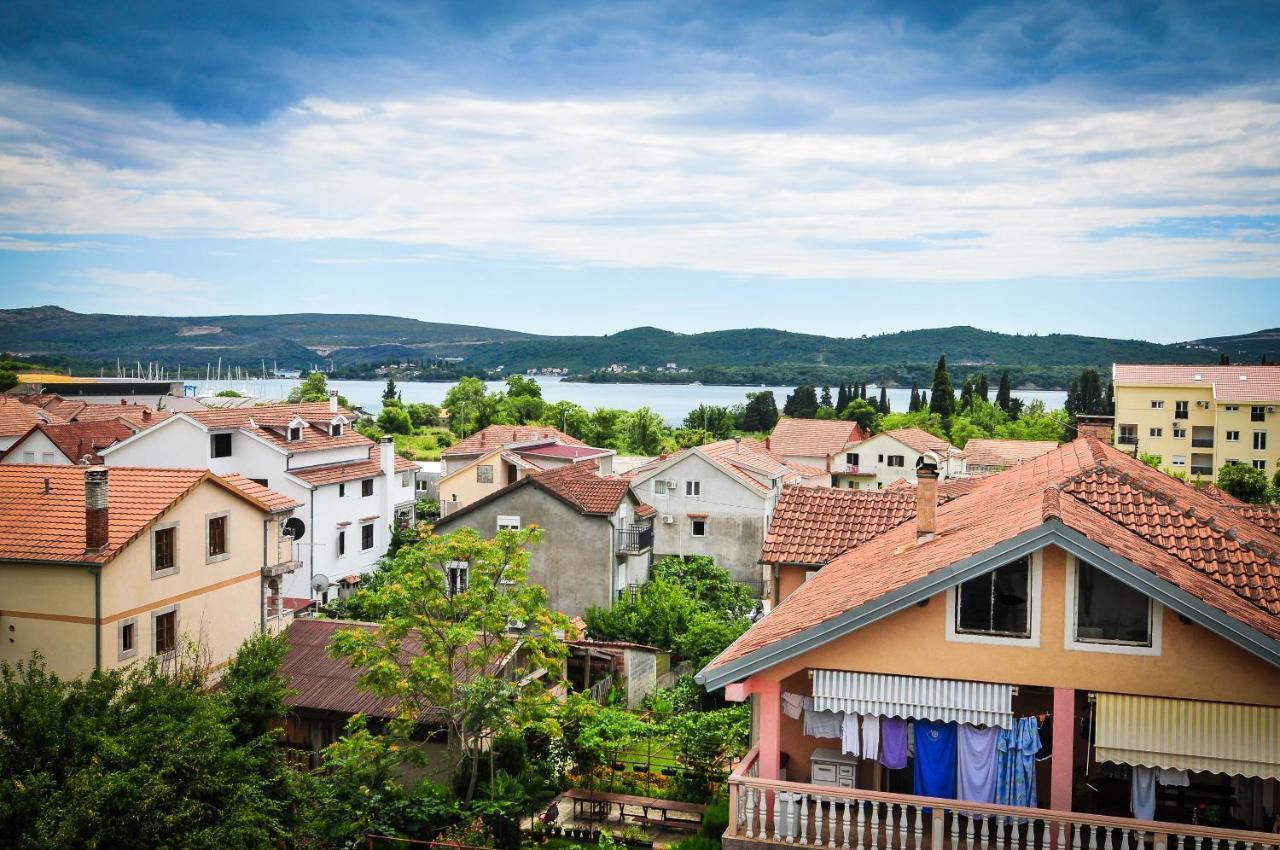 Milosavljevic Apartments Tivat Exterior foto