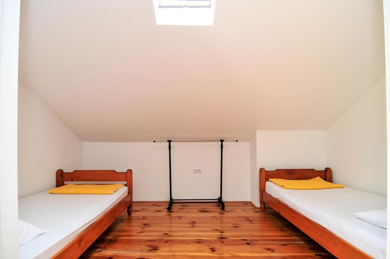 Milosavljevic Apartments Tivat Exterior foto