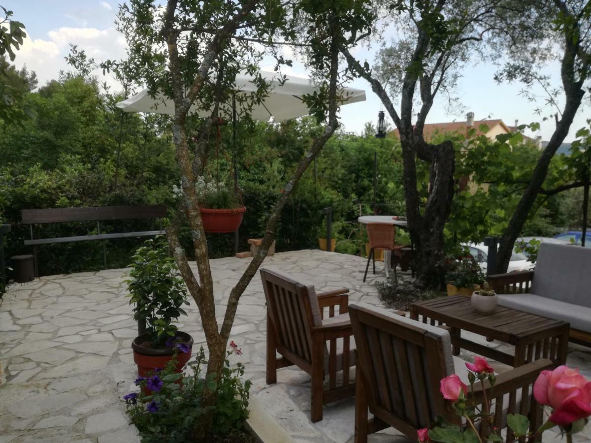 Milosavljevic Apartments Tivat Exterior foto
